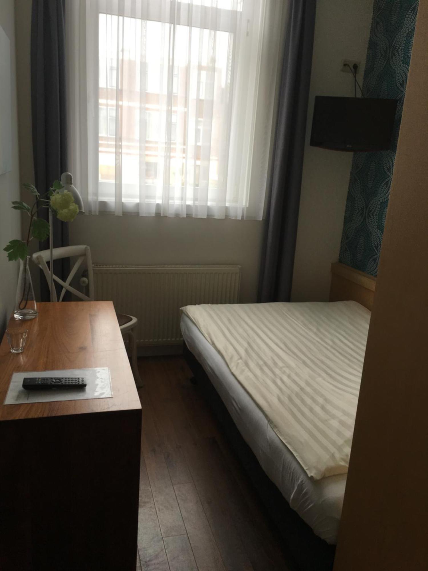 Hotel Gevers Хага Екстериор снимка